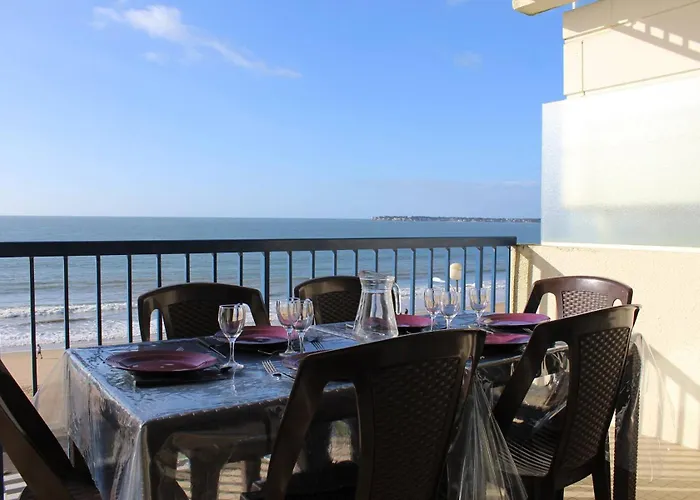 Lb520-001 2 Pieces Traversant Face - 4 Couchages * La Baule-les-Pins